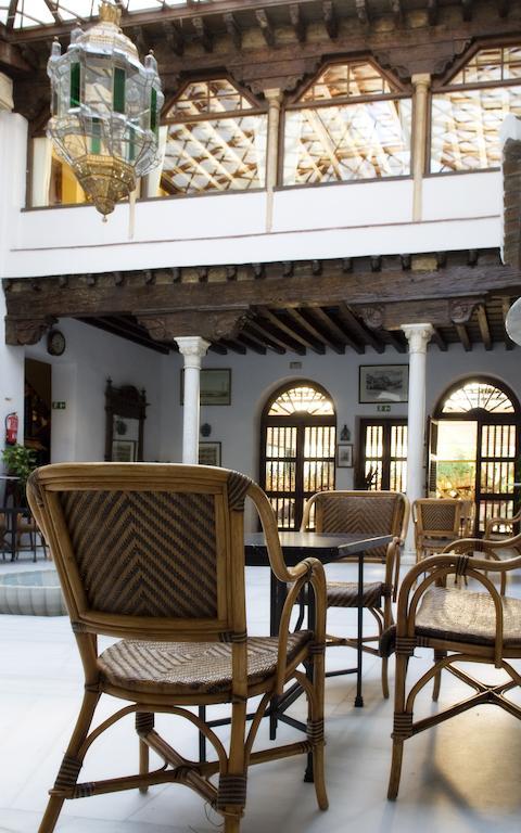 格拉纳达 Carmen De Los Chapiteles酒店 外观 照片